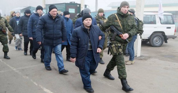 Long-awaited prisoner exchange in Ukraine is gone in time