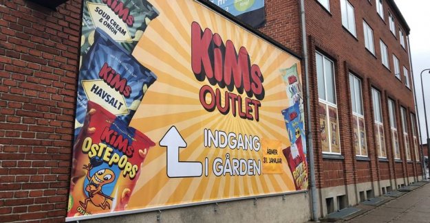 Kims opens its first chips-outlet