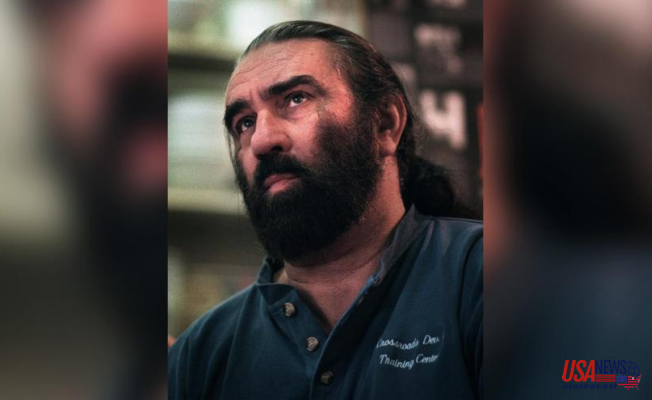 Richard Marcinko, who was the first leader of the elite SEAL Team Six has passed away