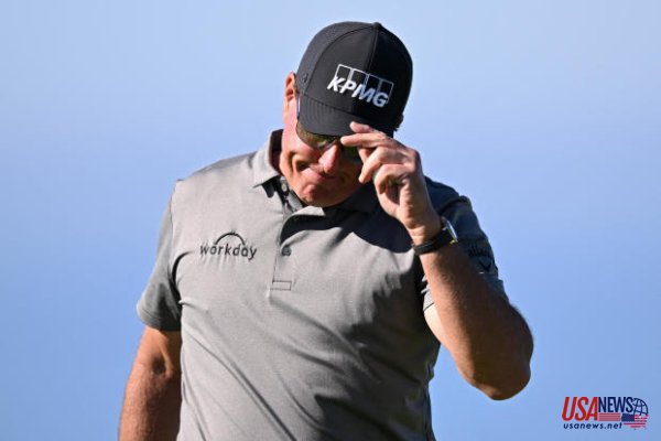 Phil Mickelson, star golfer, apologizes for his "reckless" comments to Saudi Arabia. KPMG has ended its partnership with Phil Mickelson