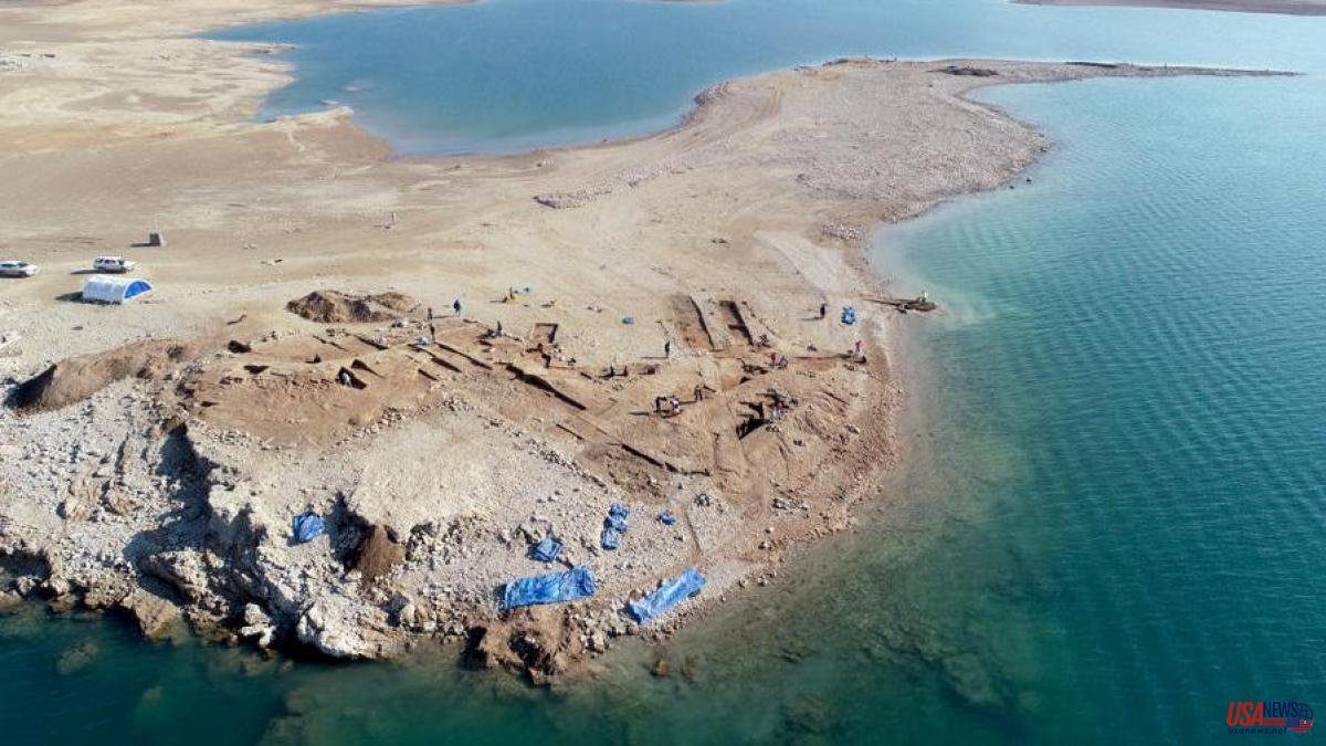 Drought in Iraq brings forth a 3,400-year-old city on the banks of the Tigris