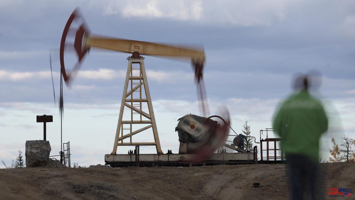How the sanctions on Russian oil affect the pocket