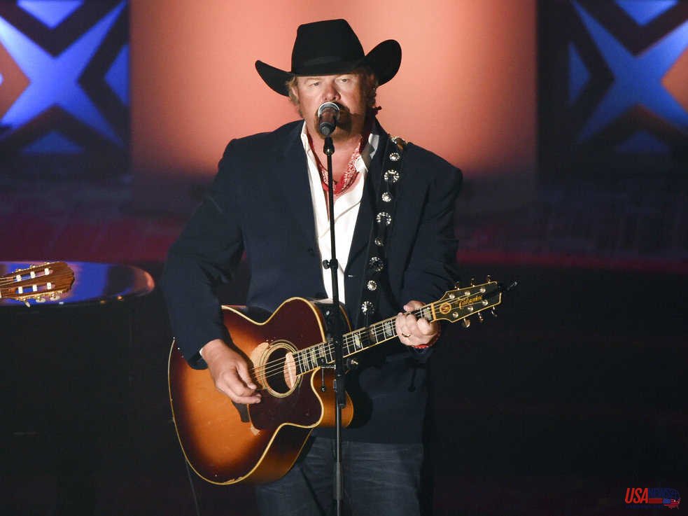 Toby Keith, country star, says he has stomach cancer