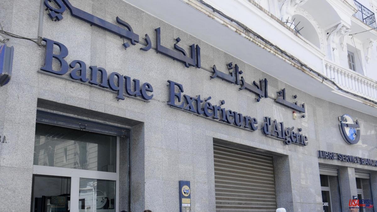 The Algerian Minister of Finance is dismissed after freezing foreign trade with Spain
