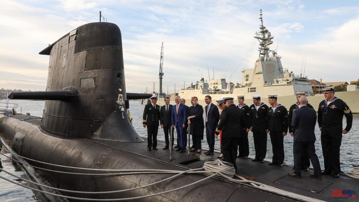 Australia agrees with France compensation for breaking the submarine contract