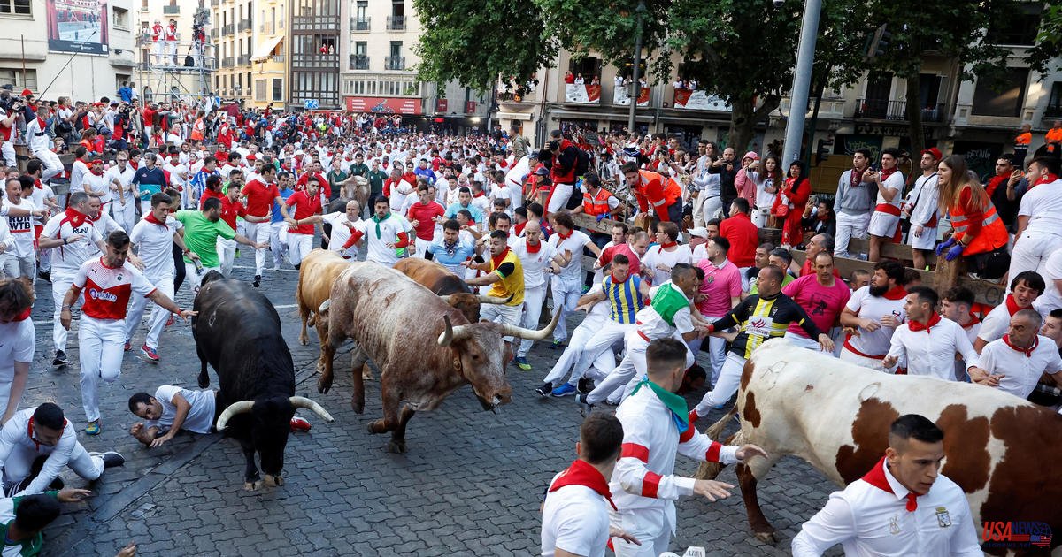 Bull run in Spain: Girl loses part finger; 5 other people are injured