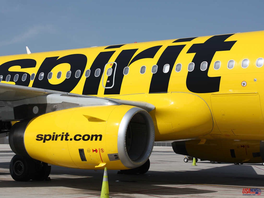 After landing in Atlanta, Spirit Airlines plane's brakes caught fire.