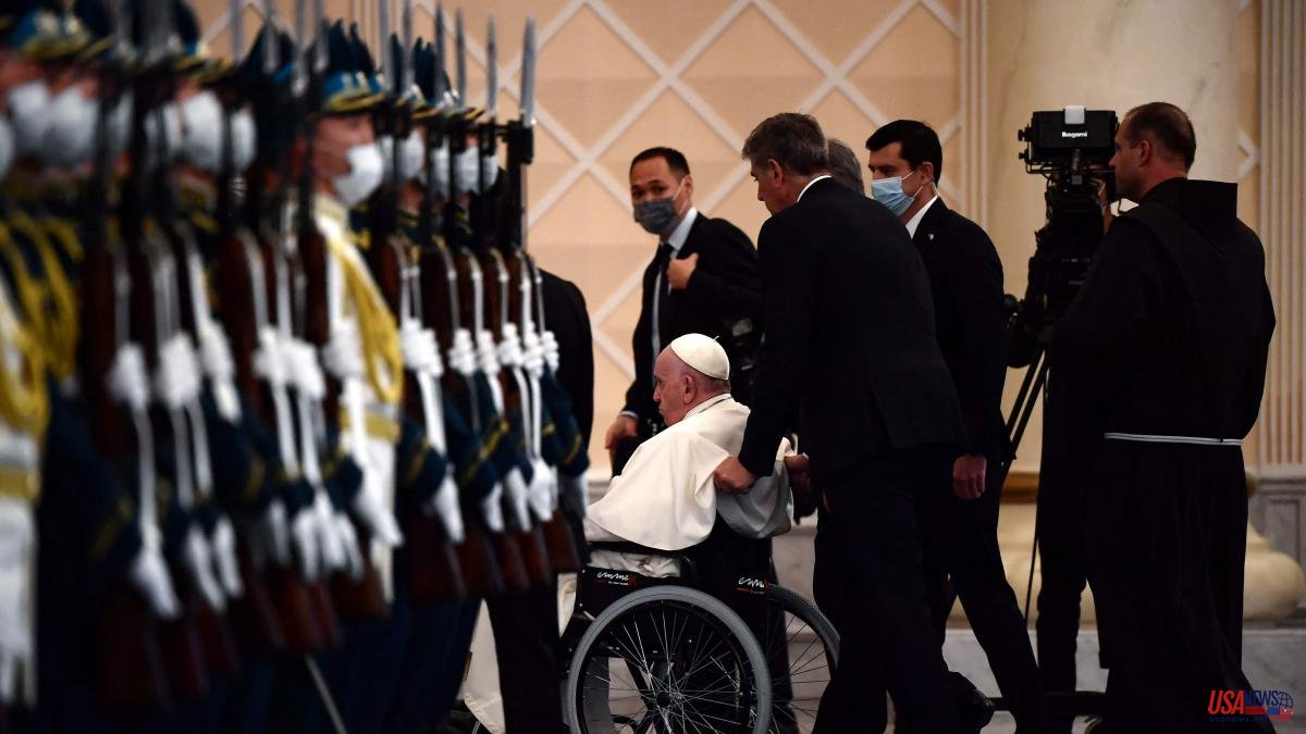 The Pope arrives in Kazakhstan on a visit marked by the absence of Cyril