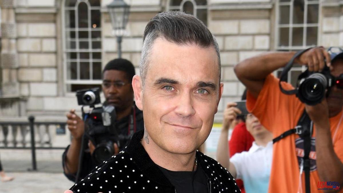 Robbie Williams prepares a concert in Barcelona eight years later