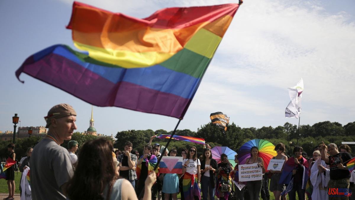 Russia toughens law against homosexual 'propaganda'