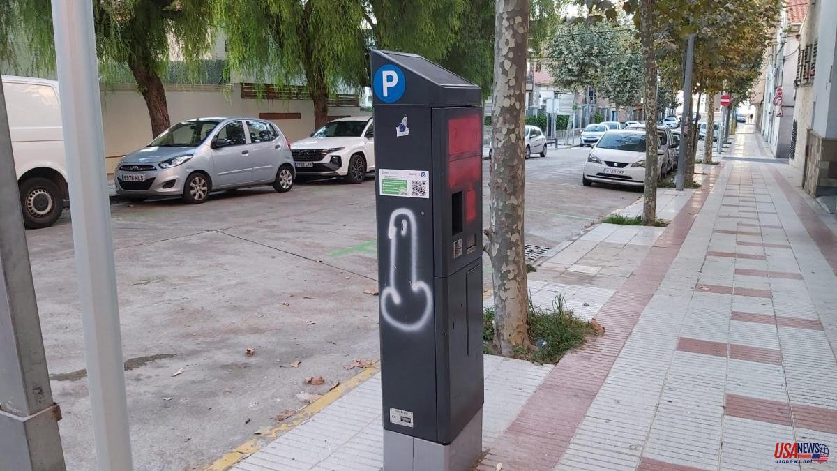 Masnou City Council ignores 2,936 signatures against the green parking zone