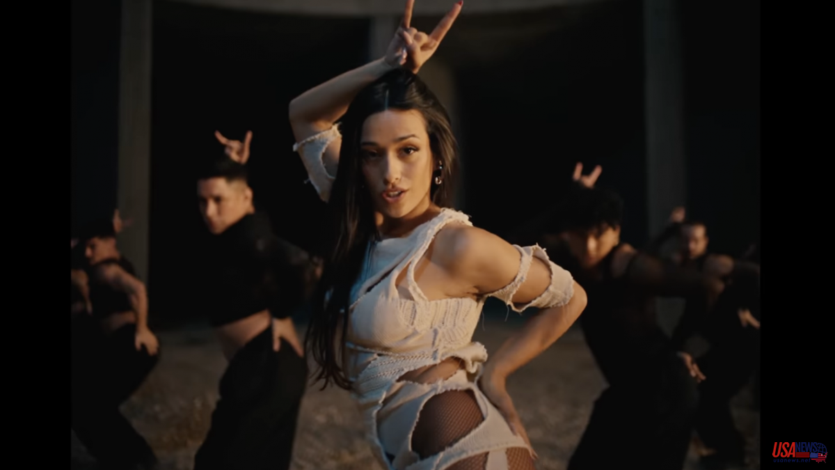 This is the video clip of 'TOKE', Chanel's song for the Qatar World Cup