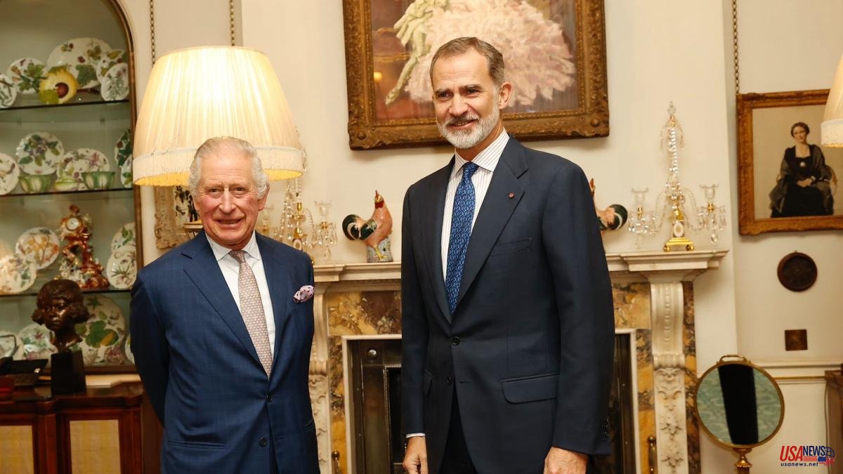 The King has tea with Charles III at Clarence House