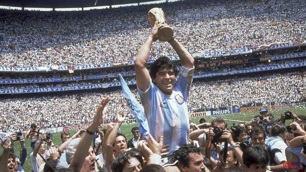 Maradona and the ineffable best play of all time