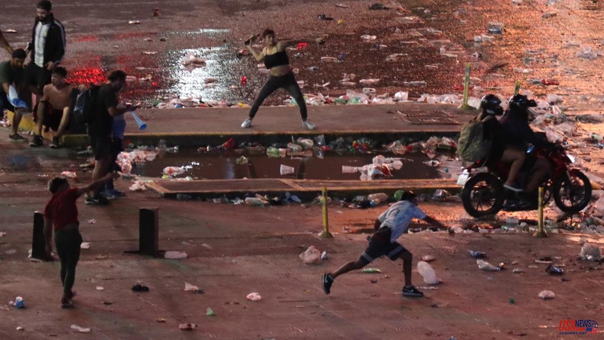 The massive party for the World Cup ends with riots in Buenos Aires