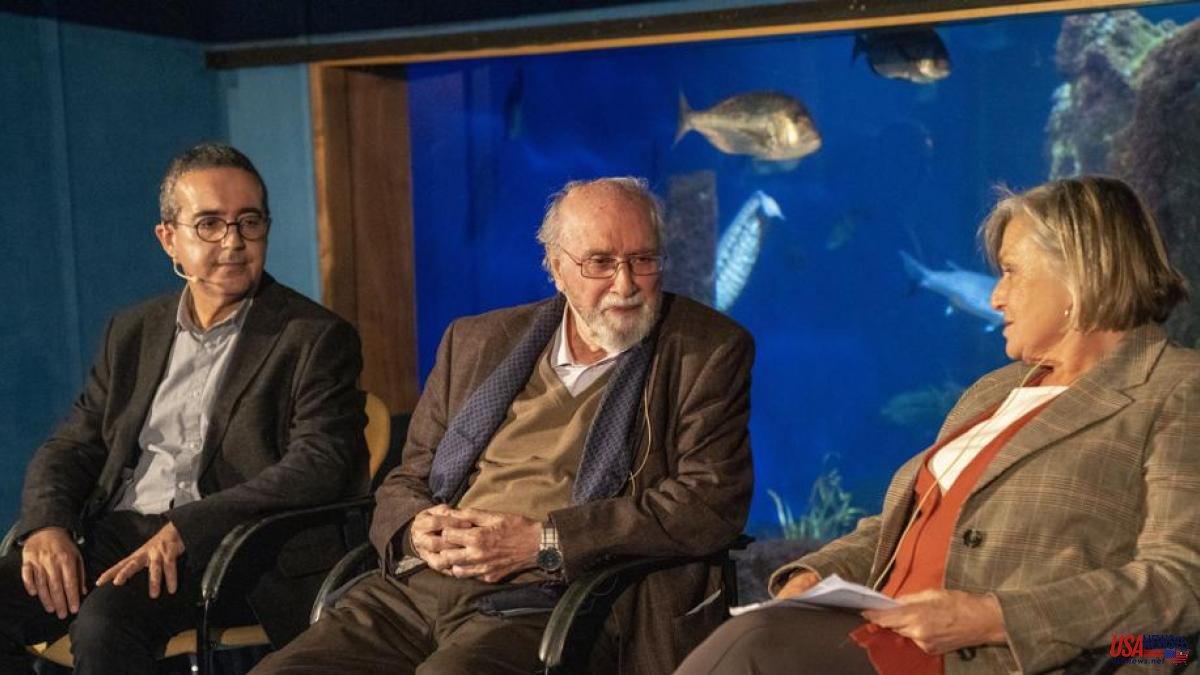 Joan Veny, tribute and new book on the names of fish at the age of 90