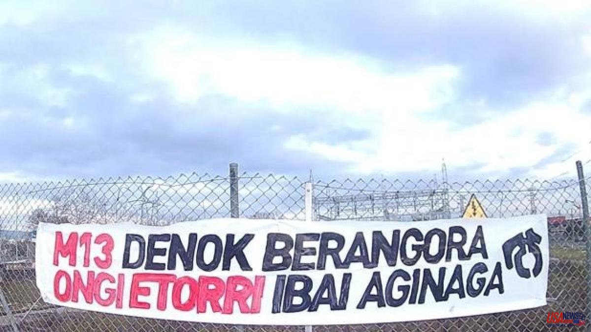 Only one 'ongi etorri' throughout the year, but hundreds of graffiti or banners in support of ETA