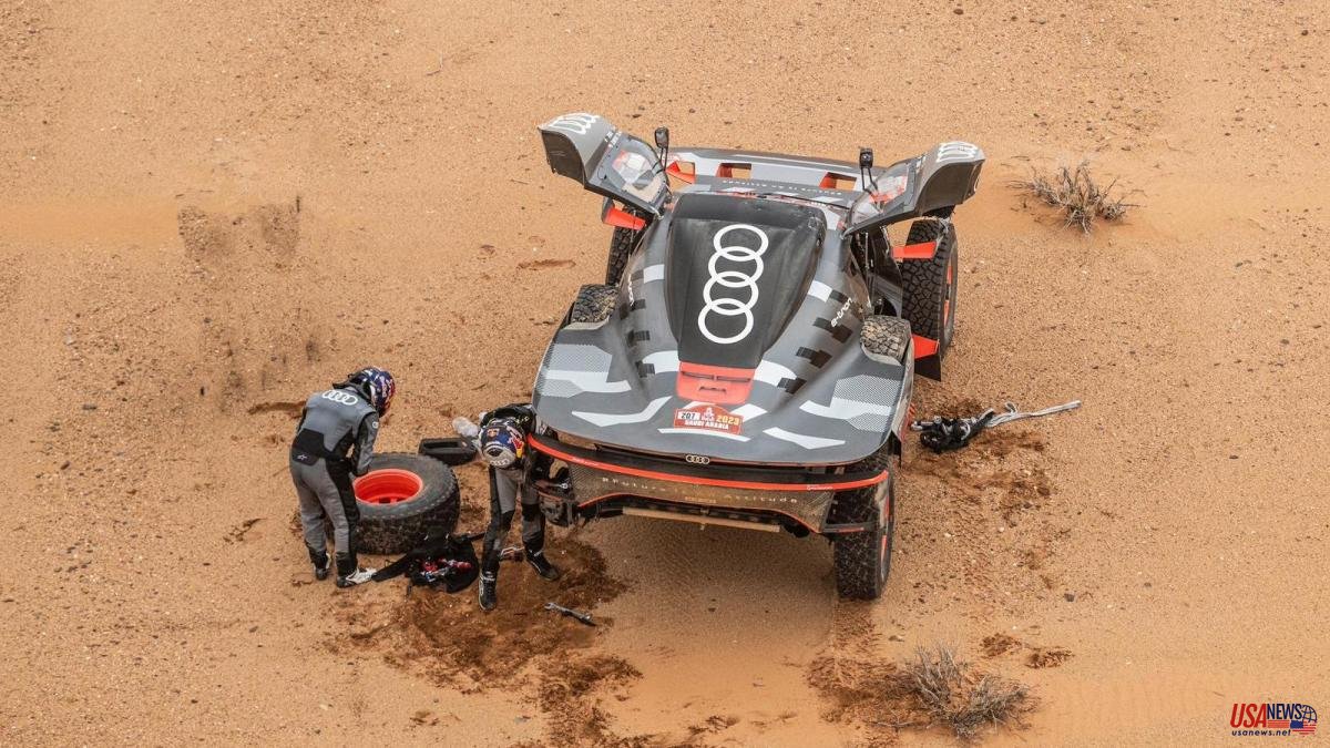 Carlos Sainz complicates the Dakar by losing 35 minutes with Al Attiyah