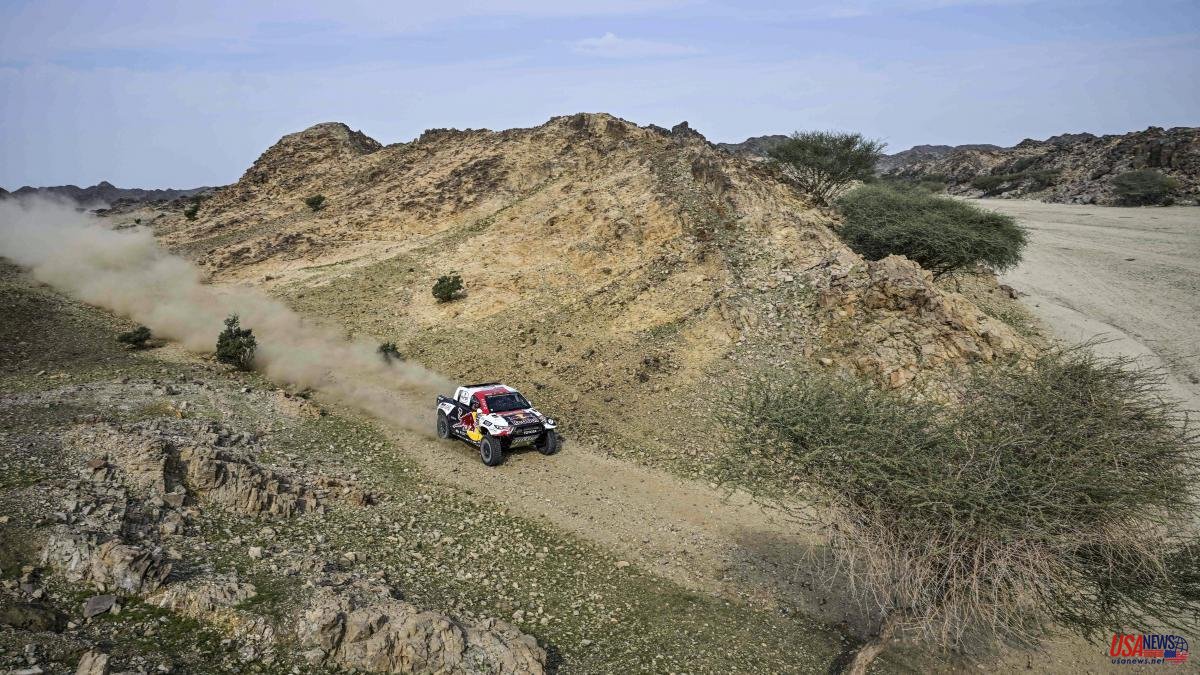 Al Attiyah prevails in the second stage, but Sainz remains the leader