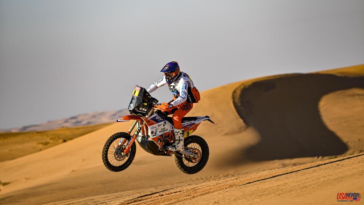 Klein regains the lead in motorcycles and Barreda loses ground in the eighth stage