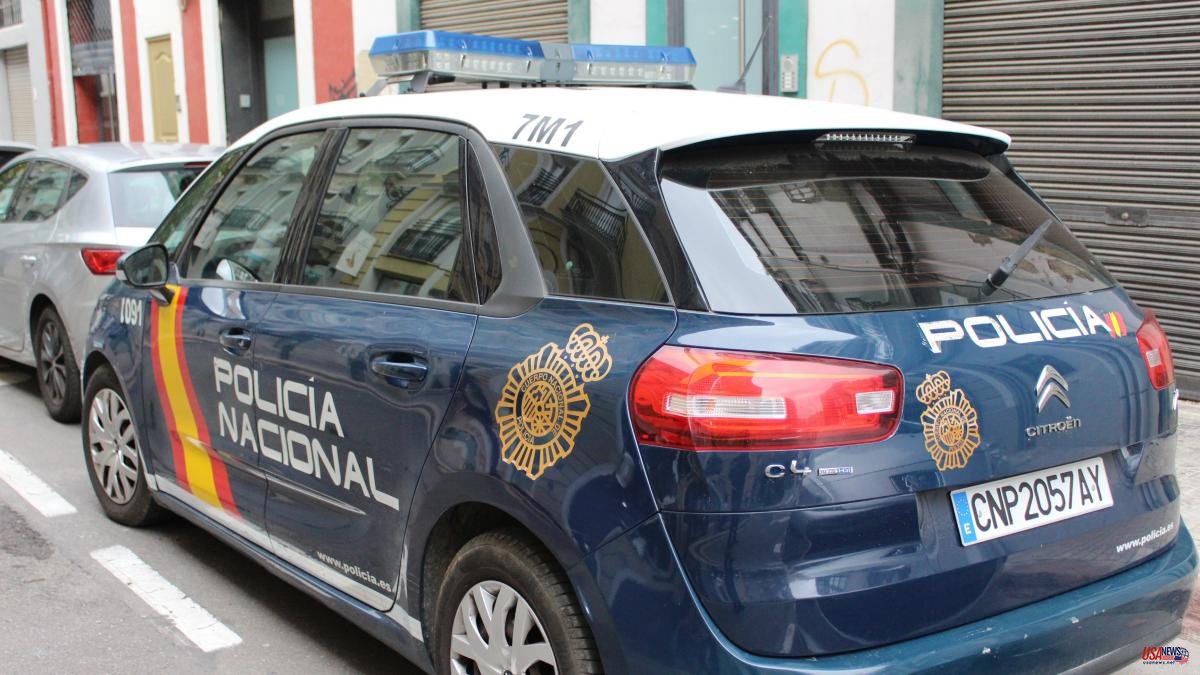 A man arrested for stabbing a woman and another man in Torrent (Valencia)