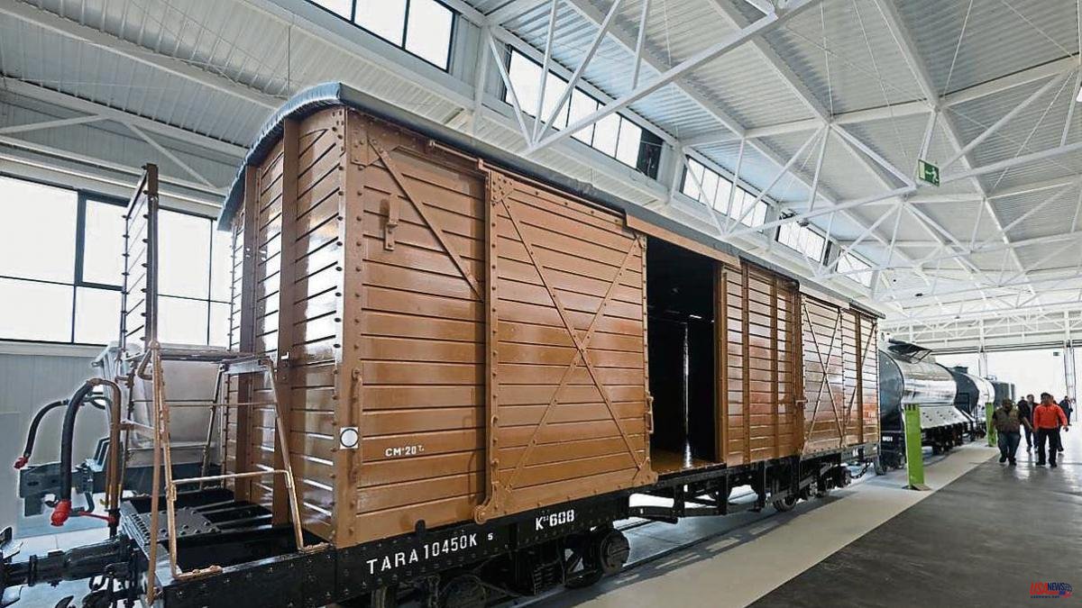The metric gauge trains are exhibited in a new museum in Martorell