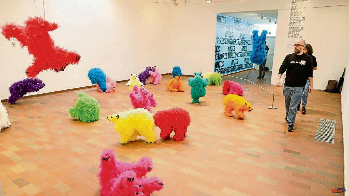 Bears with feathers and rooms with balloons, who said that art was not fun?