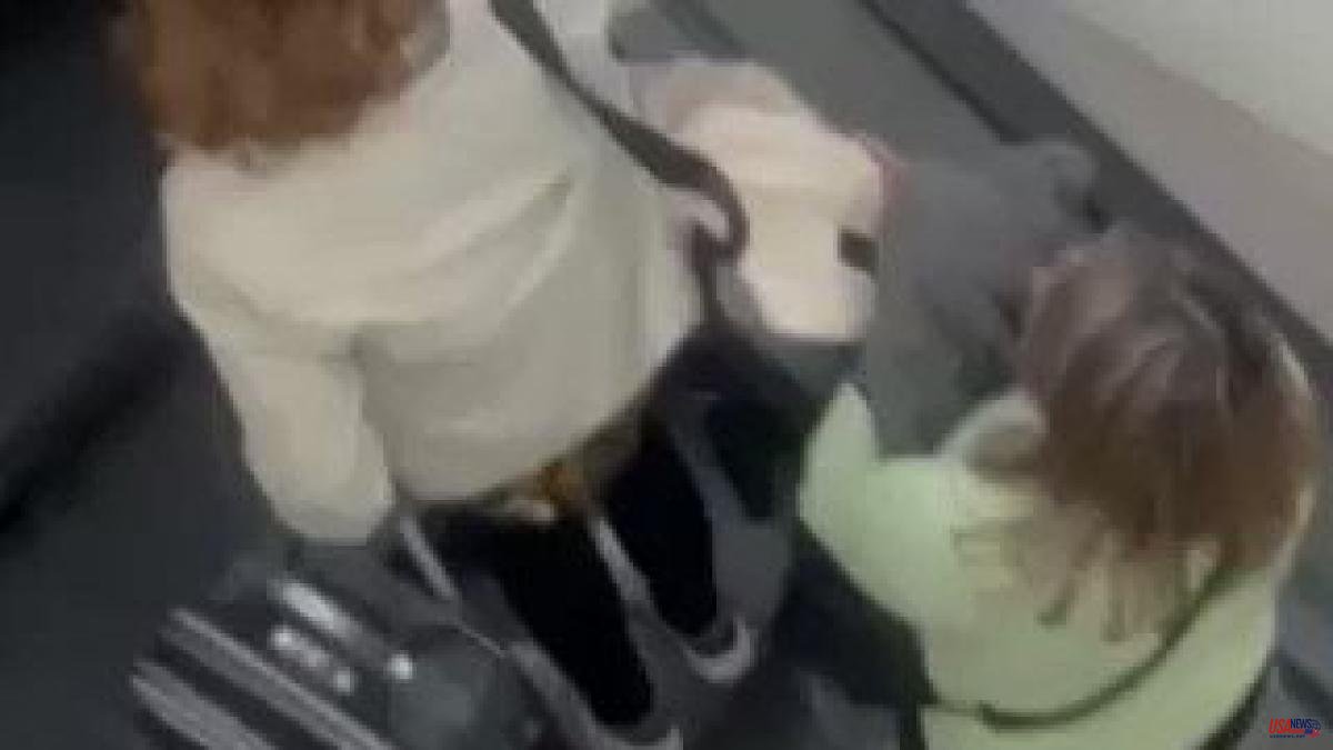 A recidivist pickpocket caught red-handed in the Barcelona metro