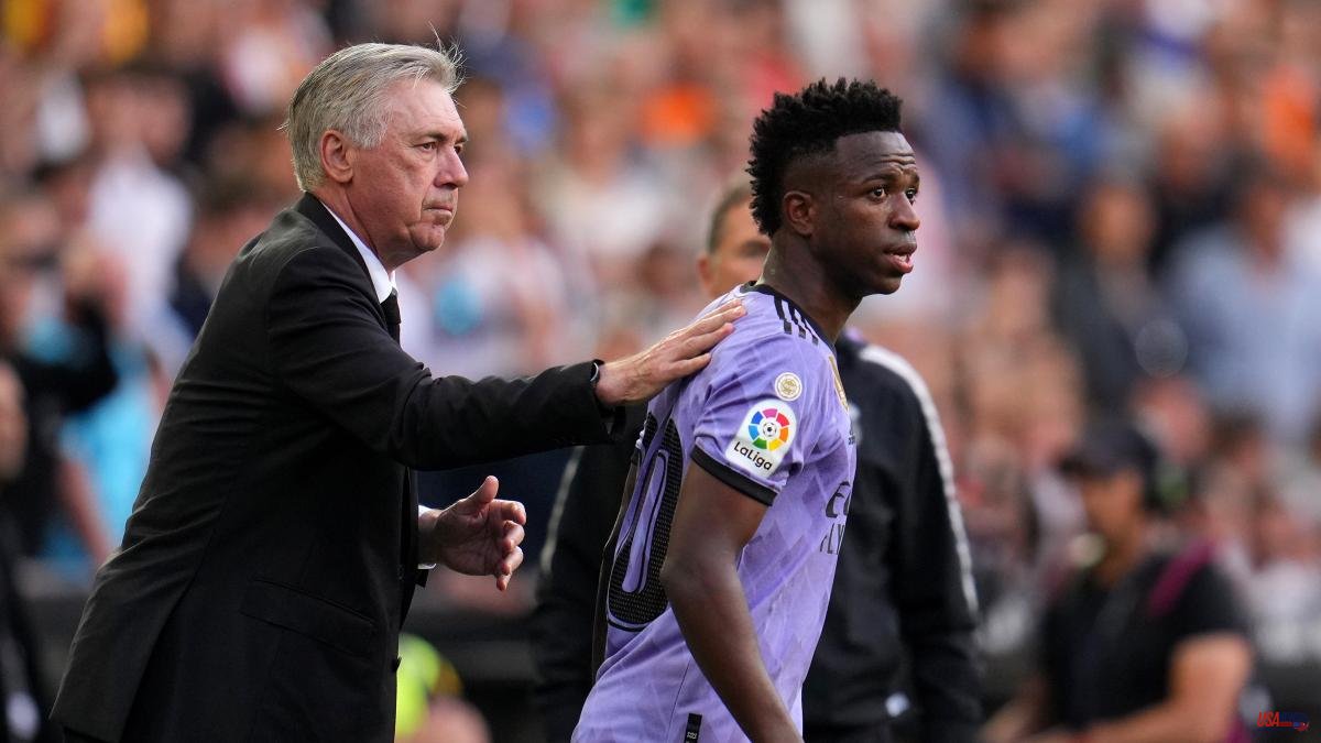 Ancelotti: "Vinícius doesn't travel because he can't play"