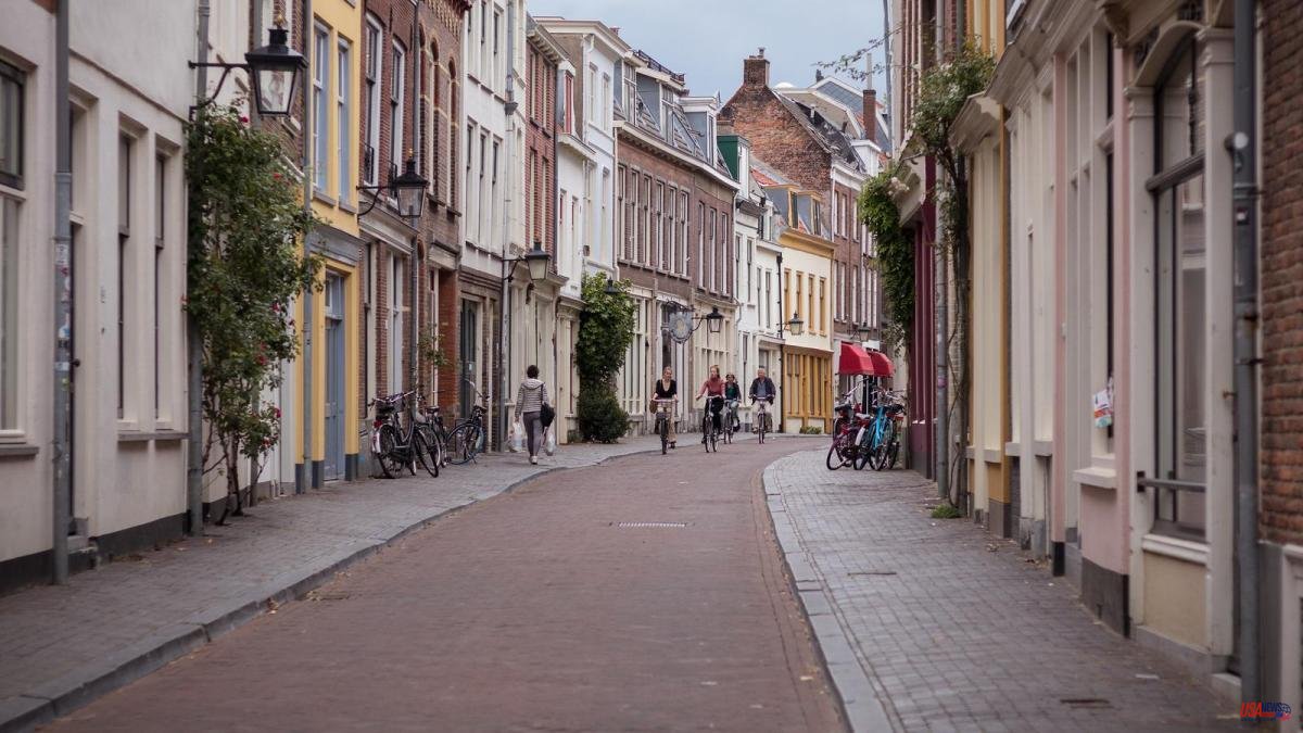 This is how the streets of Utrecht are where you can only ride a bicycle