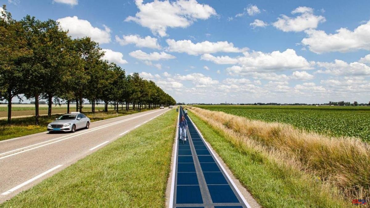 The Netherlands will build solar cycle lanes to generate energy while cyclists circulate