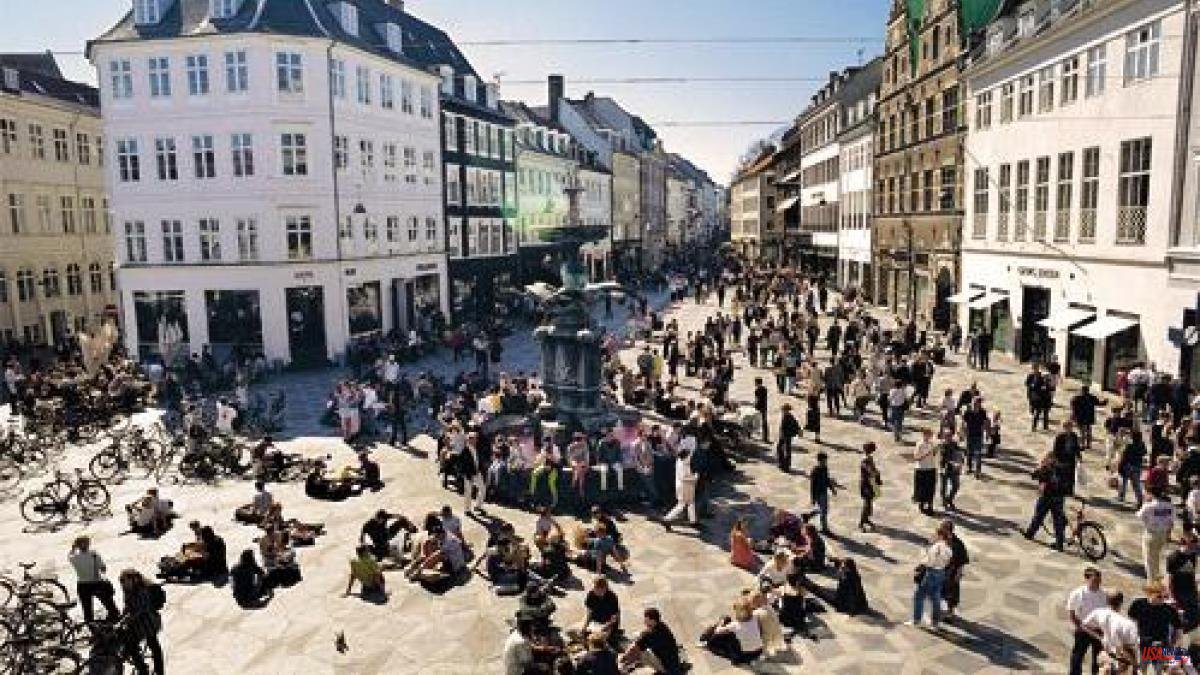 The history of Strøget, this is the longest pedestrian street in Europe