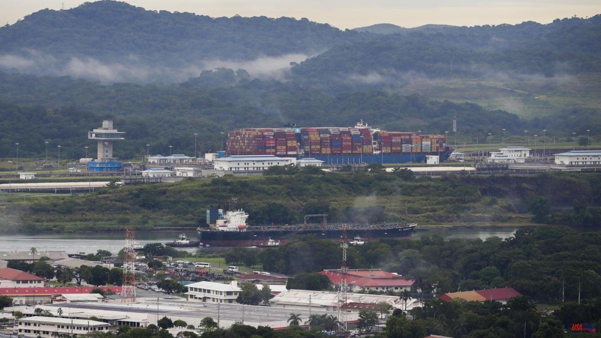 The Panama Canal will limit the passage of ships for ten more months