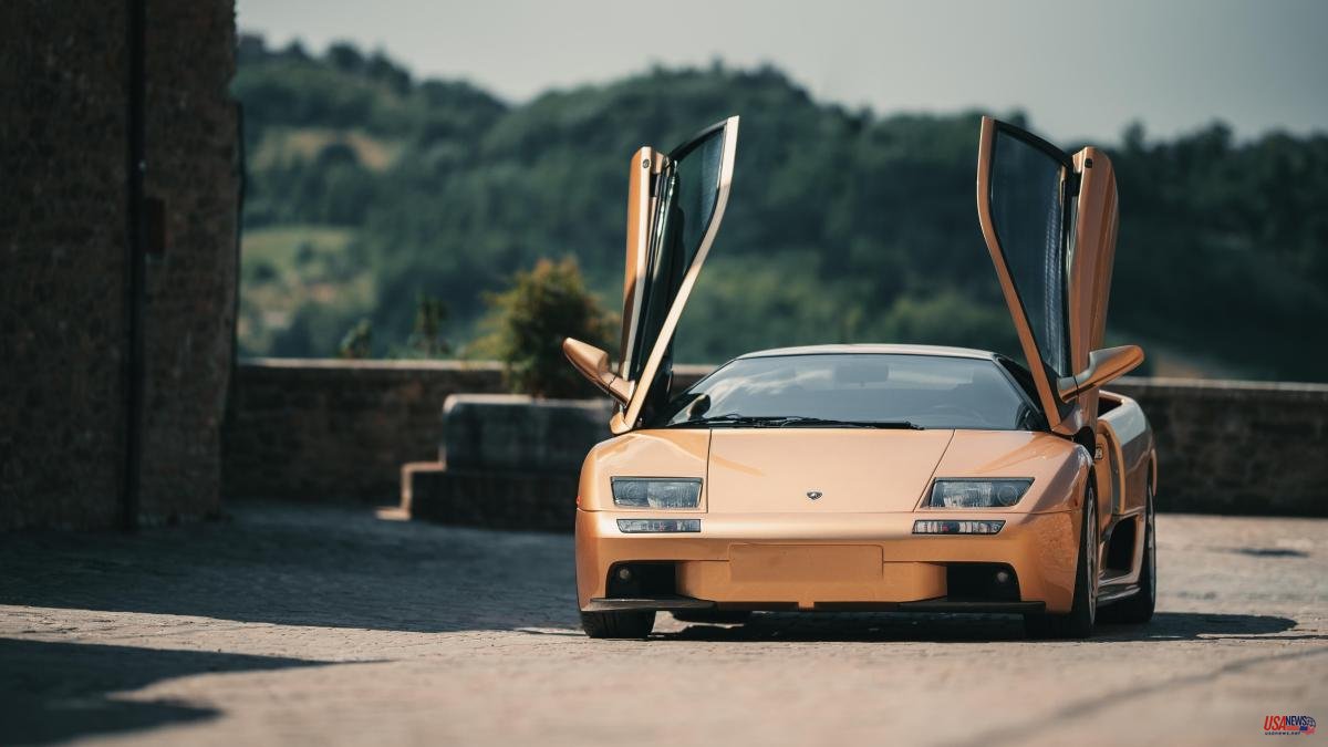 Lamborghini Diablo: if the devil had a car it would be this sports car