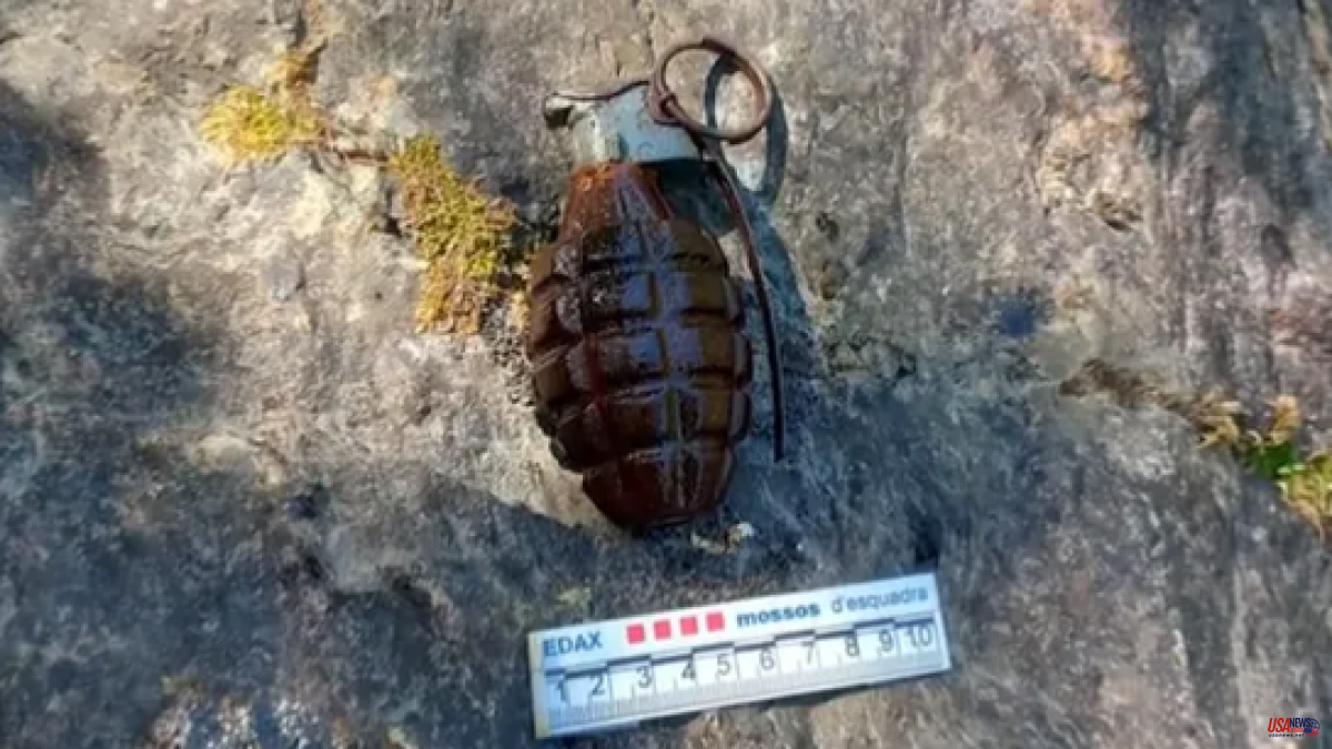 A bather finds a grenade from the Civil War in the Noguera Pallaresa river