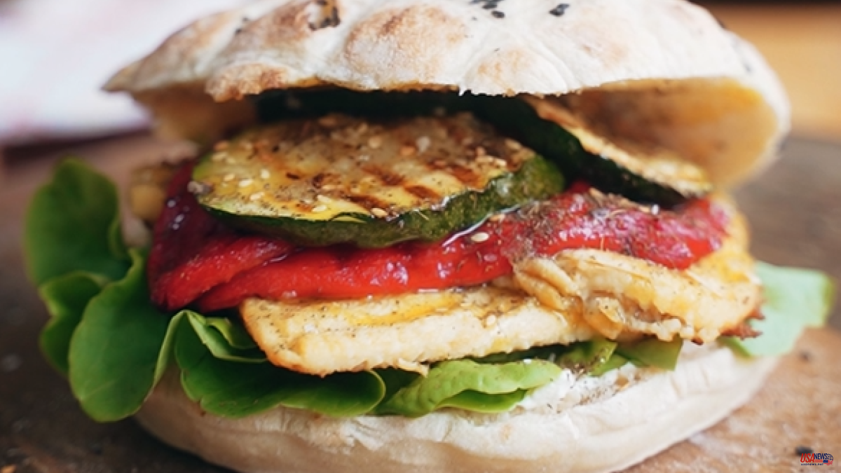 This vegan halloumi cheese recipe will be the star of your next snack