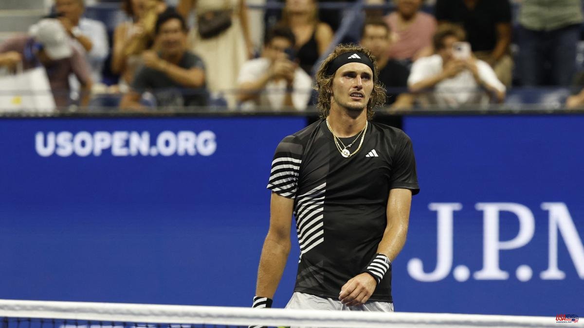 Zverev for a US Open match upon hearing a Nazi scream from a fan and asks for his expulsion
