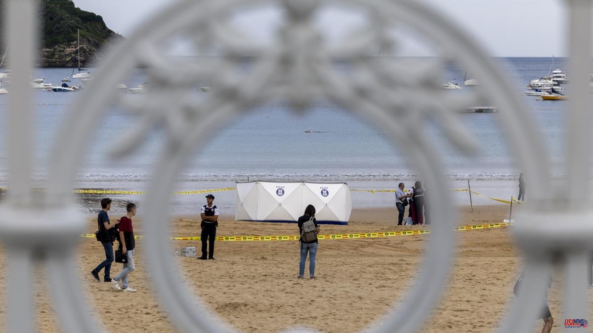 The lifeless body of a man was found on the Concha beach in San Sebastián