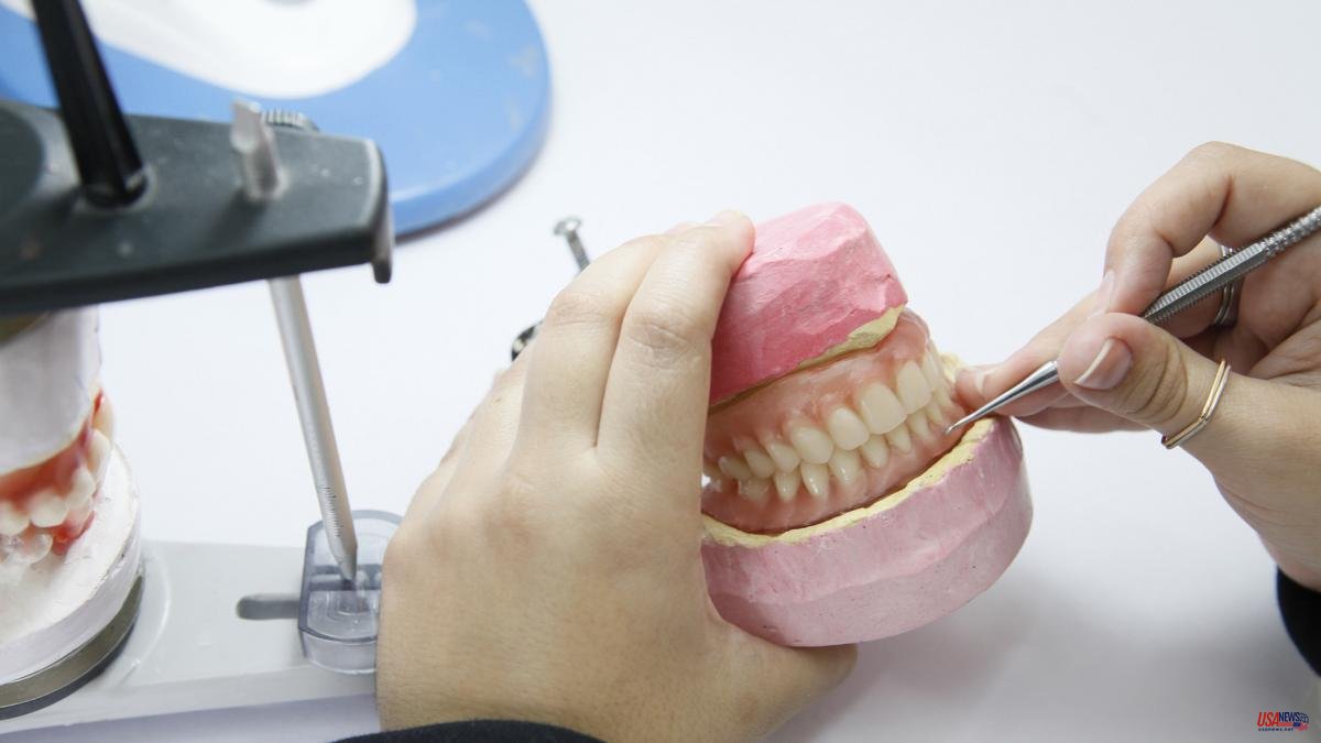 These are the subjects of the Higher Degree in Dental Prosthetics