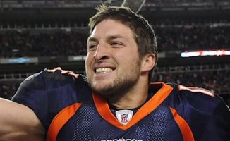 Tim Tebow's pursuit of NFL roster as tight end receives support in Hall of Famer