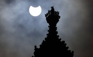 Solar eclipse 2021: spectacle visible across UK and Ireland