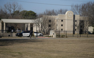 After standoff, support flows to the 'changed Texas synagogue
