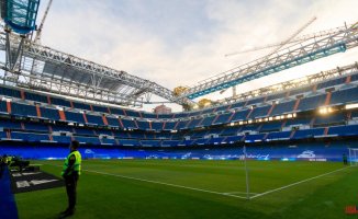 Real Madrid opens the Bernabeu to watch the Champions League final against Liverpool on a giant screen