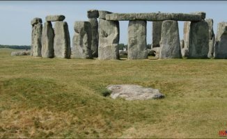 Hidden network of large pits discovered around Stonehenge
