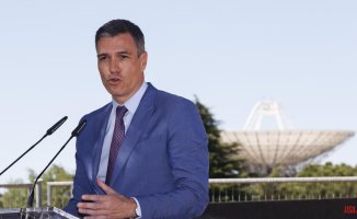 Sánchez announces that the Spanish Space Agency will also have its headquarters outside Madrid