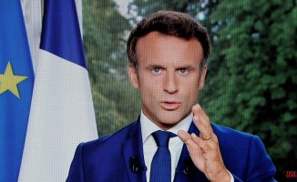 Macron asks the opposition to clarify if it is willing to agree