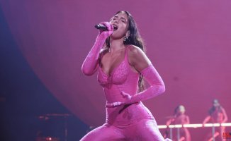 Dua Lipa excites a dedicated audience with a spectacular show at the Palau Sant Jordi