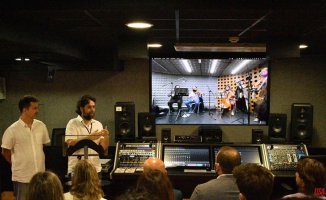The TecnoCampus inaugurates a new audio recording and editing studio with state-of-the-art technology