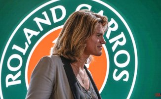 The director of Roland Garros apologizes for her controversial statements about women's tennis