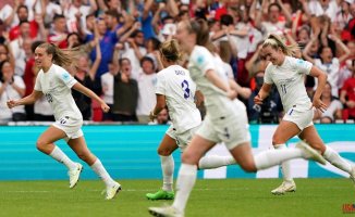 England wins its first European Championship after beating Germany in extra time